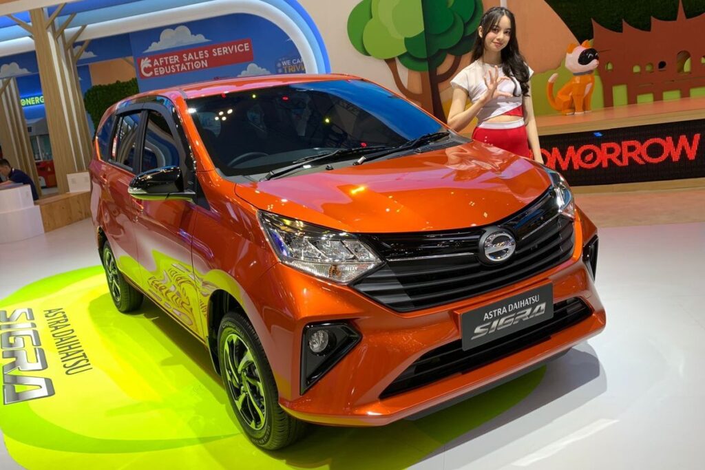 Mobil Terlaris di Indonesia 2025: Daihatsu Sigra Masih Jawara