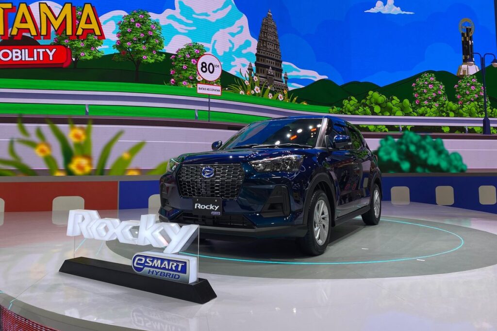 Daihatsu Rocky e-Smart Hybrid Sekarang, Dikirim November 2025