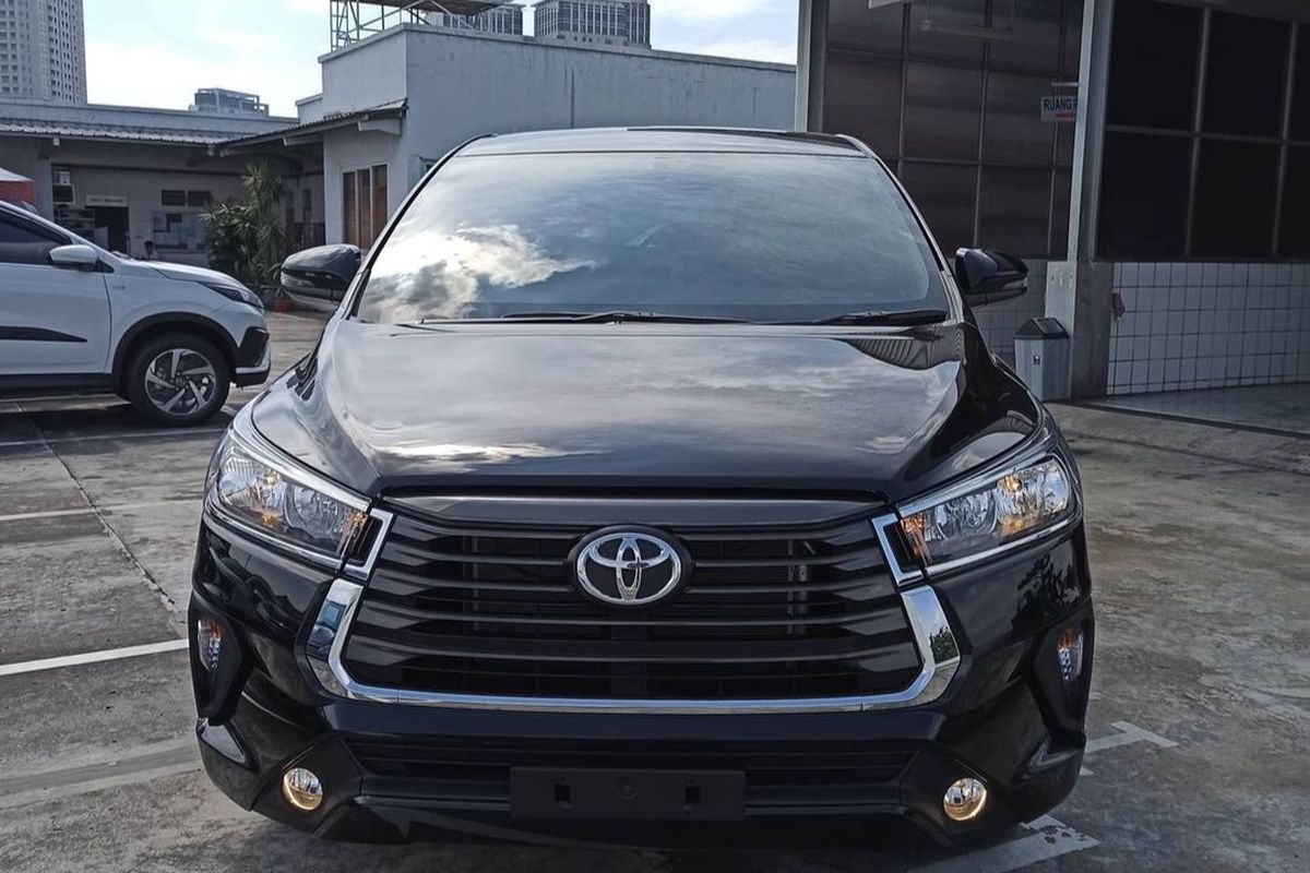 Mengapa Kijang Innova Reborn Diesel Masih Terlaris di Indonesia?