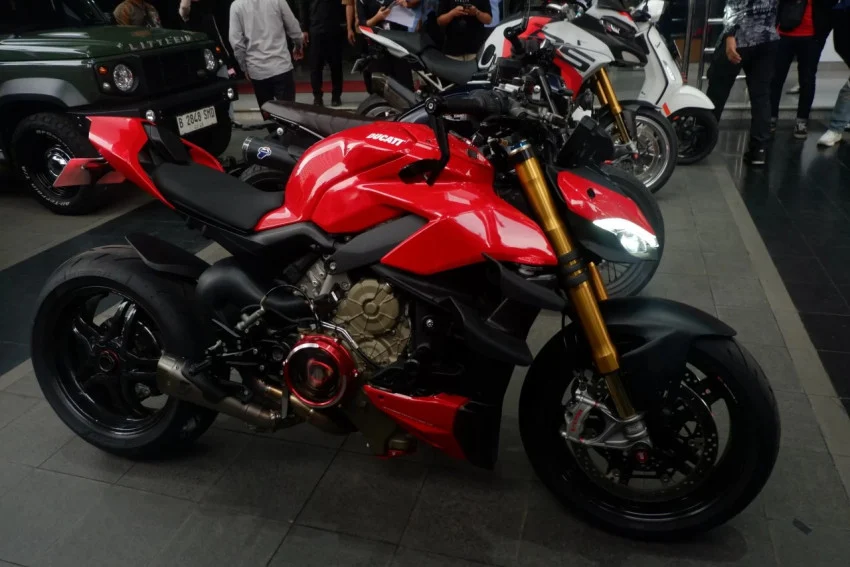 Noel Tanya Cocoknya Motor Apa, 'Sultan' Kemnaker Kasih Ducati